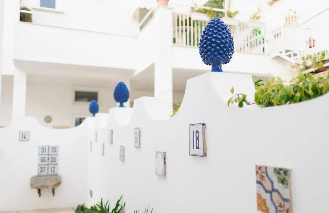 La Pigna Blu-1